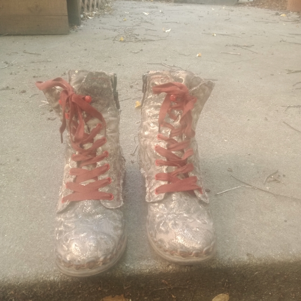 Rovers brocade booties